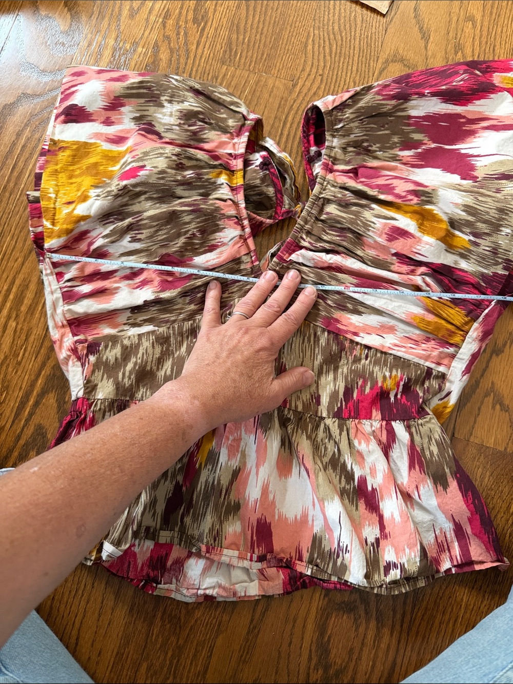 Anthropologie Love the Label Painterly open back vneck top - Picture 6 of 7